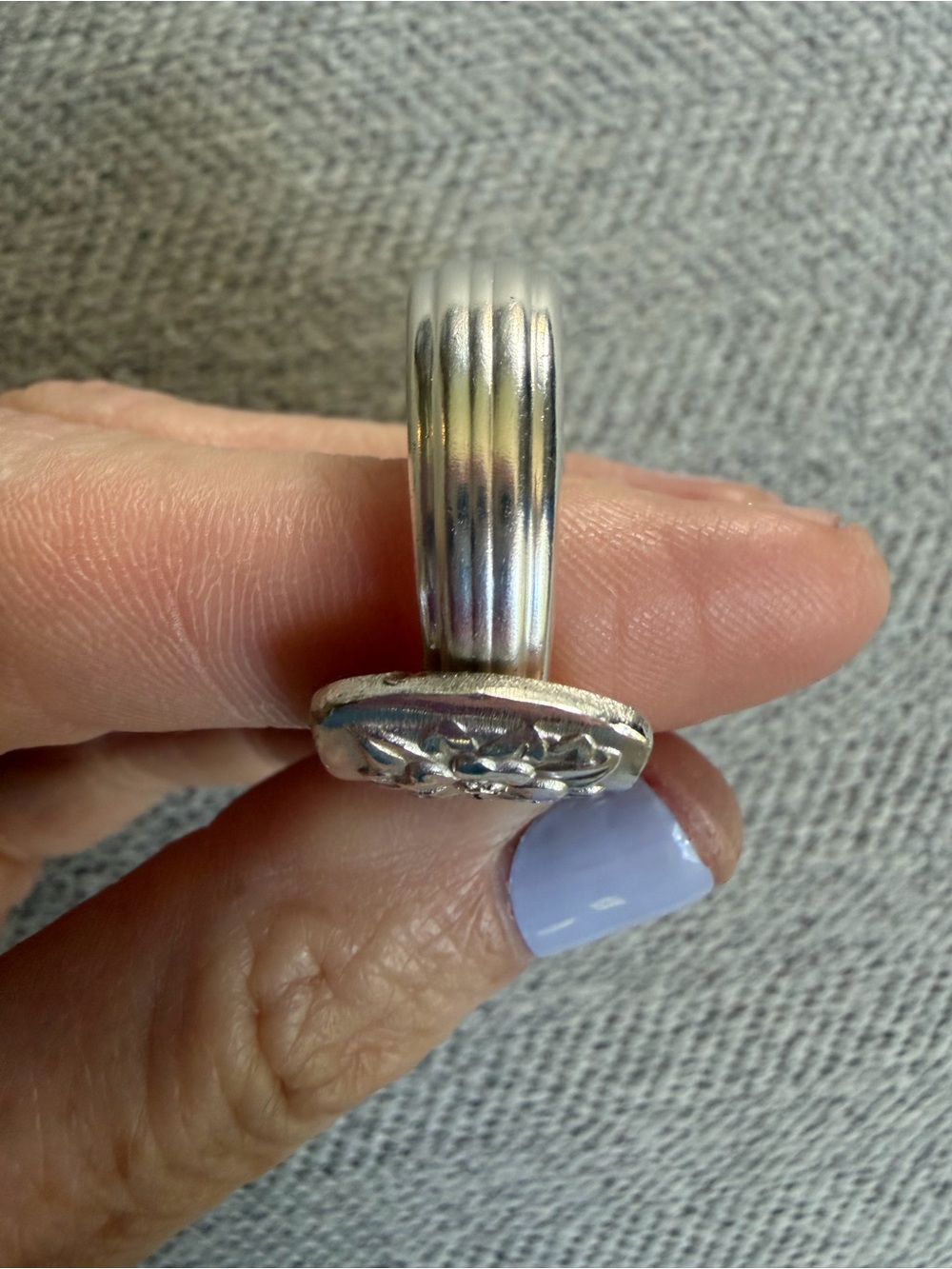 April Spoon Ring - Picture 11 of 11